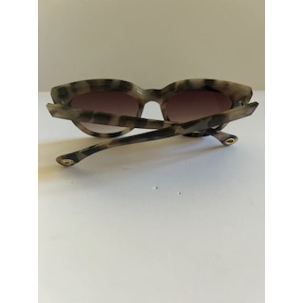 Lele Sadoughi Tortoise Style Oversized Women's Sunglasses Brown Retail $80 - Picture 4 of 7